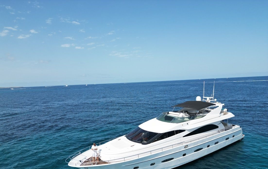 BLUE OCEAN YACHT CHARTER yacht charter