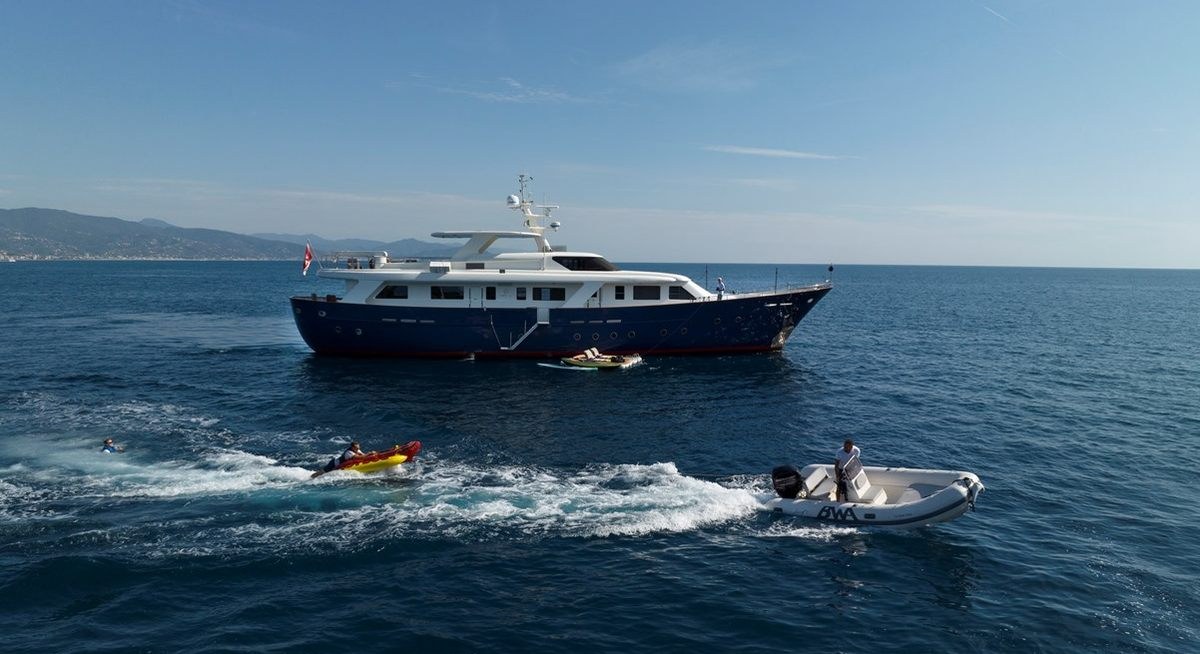DON CIRO YACHT CHARTER yacht charter