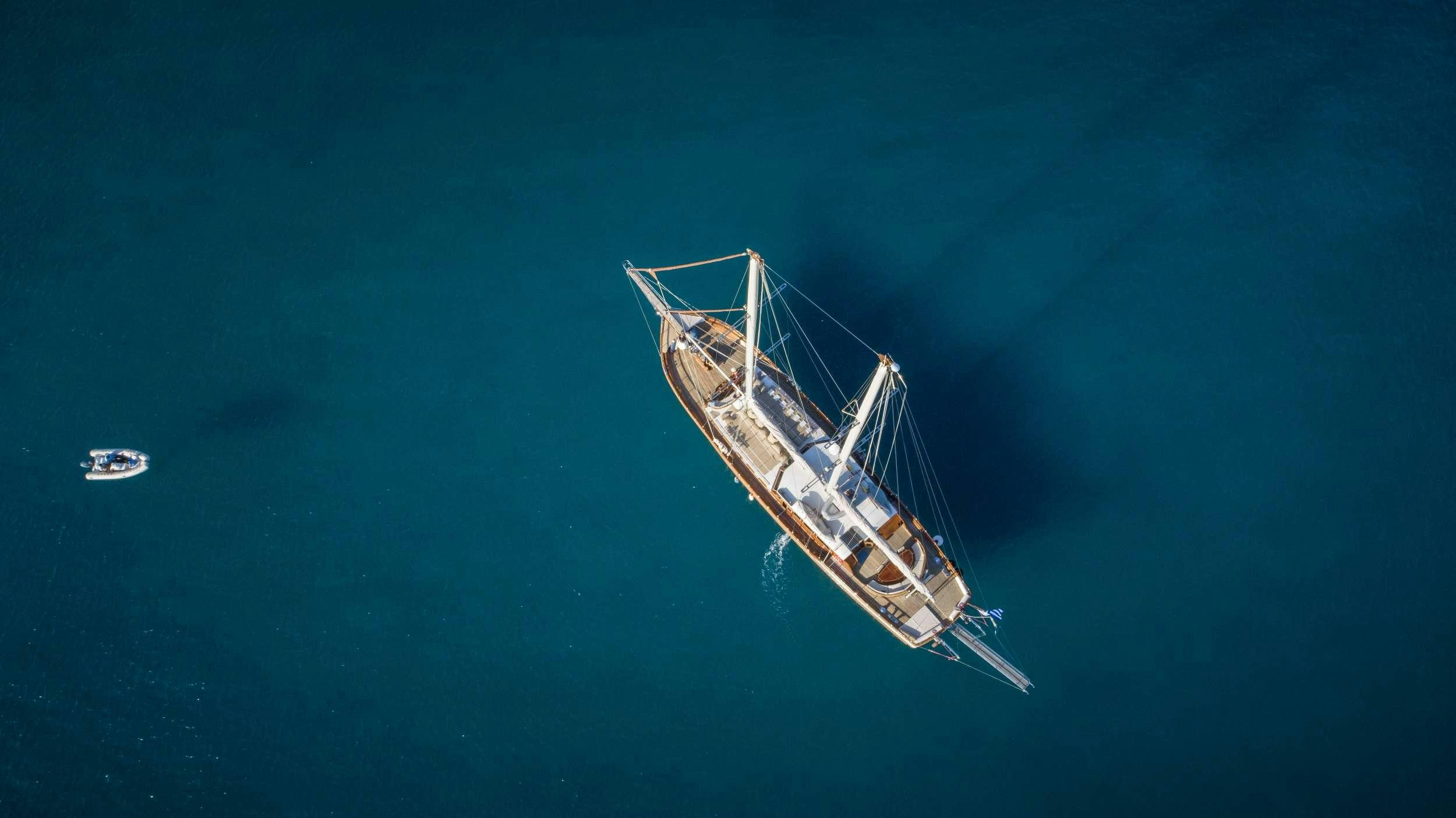 ENTRE CIELOS YACHT CHARTER yacht charter