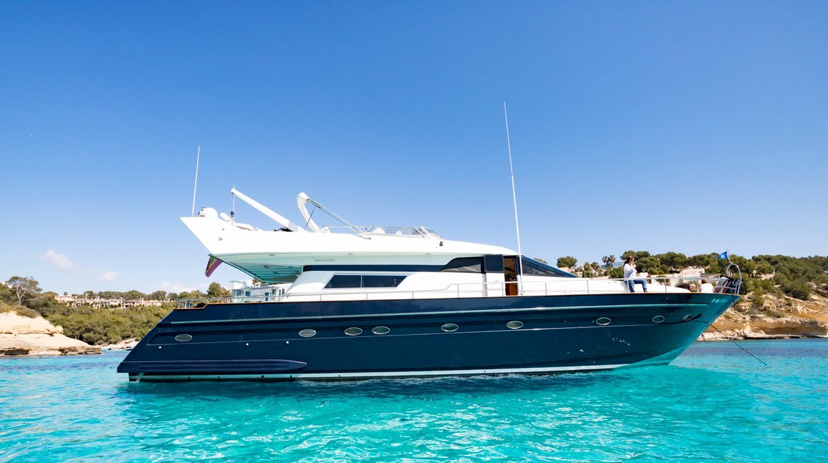 FURIA SEXTO YACHT CHARTER yacht charter