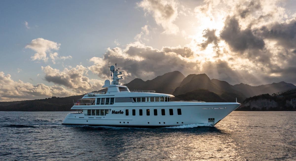 HARLE YACHT CHARTER yacht charter
