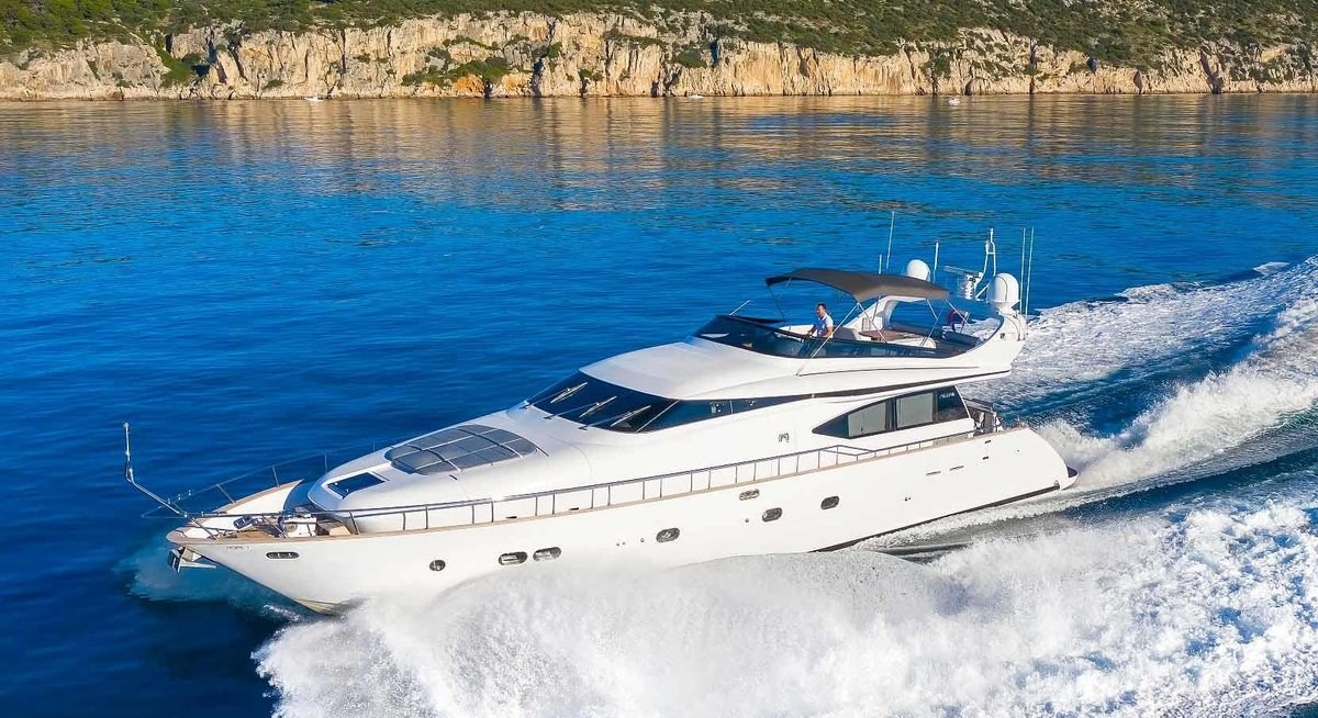 HOPE I YACHT CHARTER yacht charter