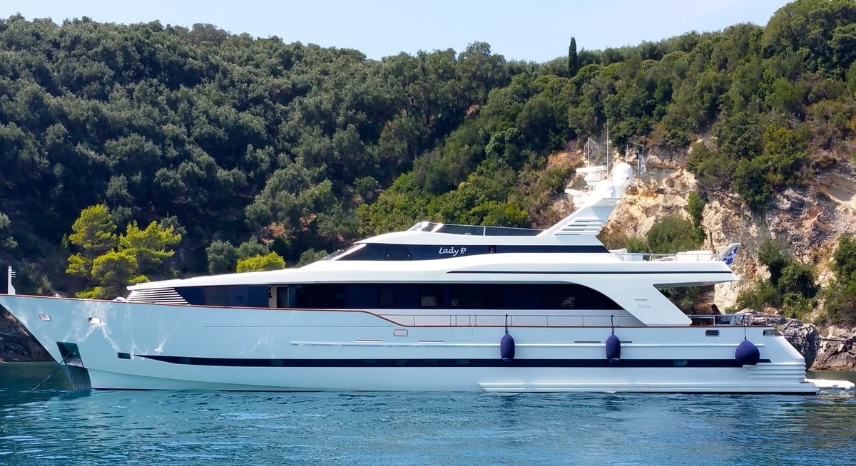 LADY MOH YACHT CHARTER yacht charter
