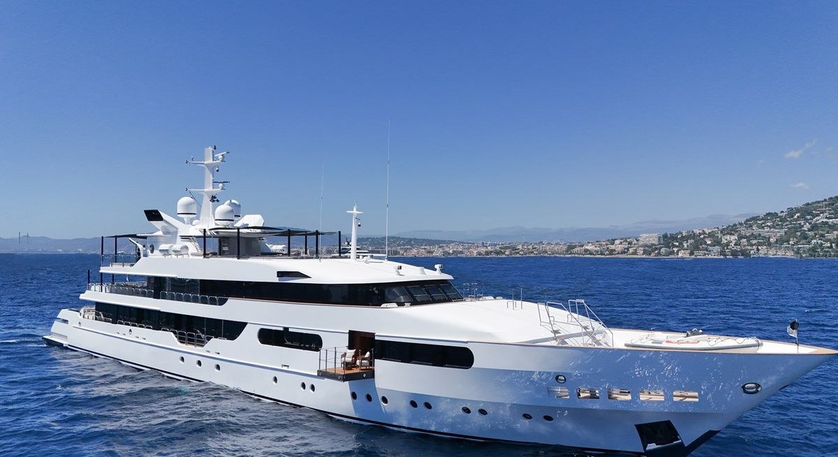 MAGNA GRECIA YACHT CHARTER yacht charter