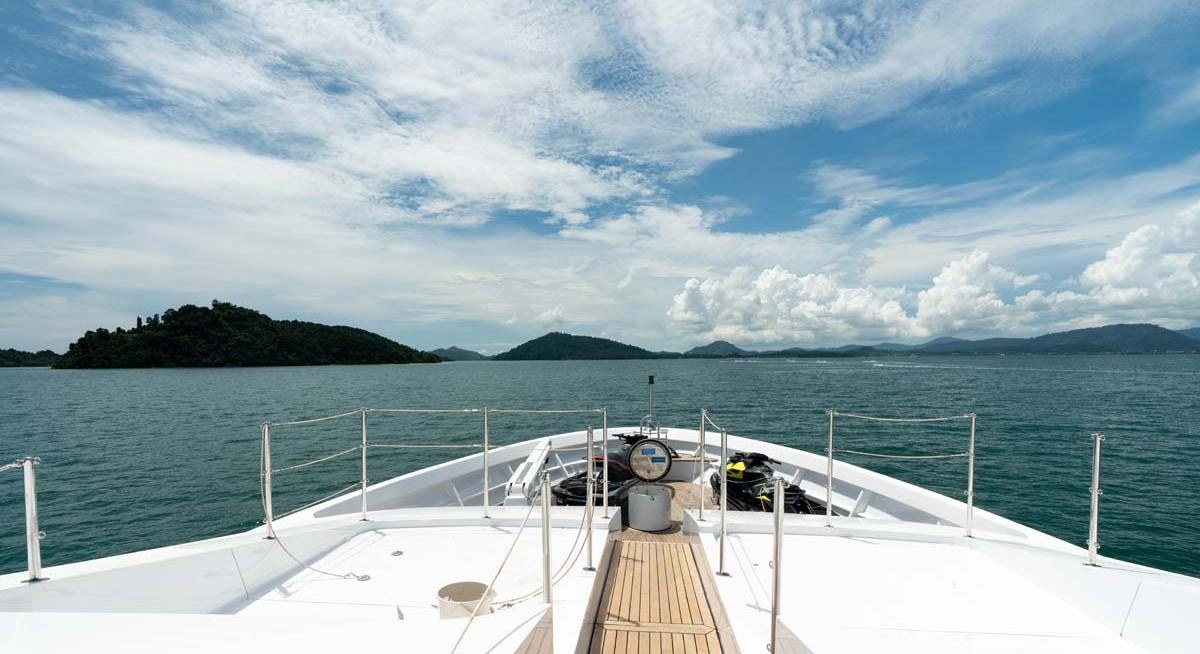 PANAKEIA YACHT CHARTER yacht charter