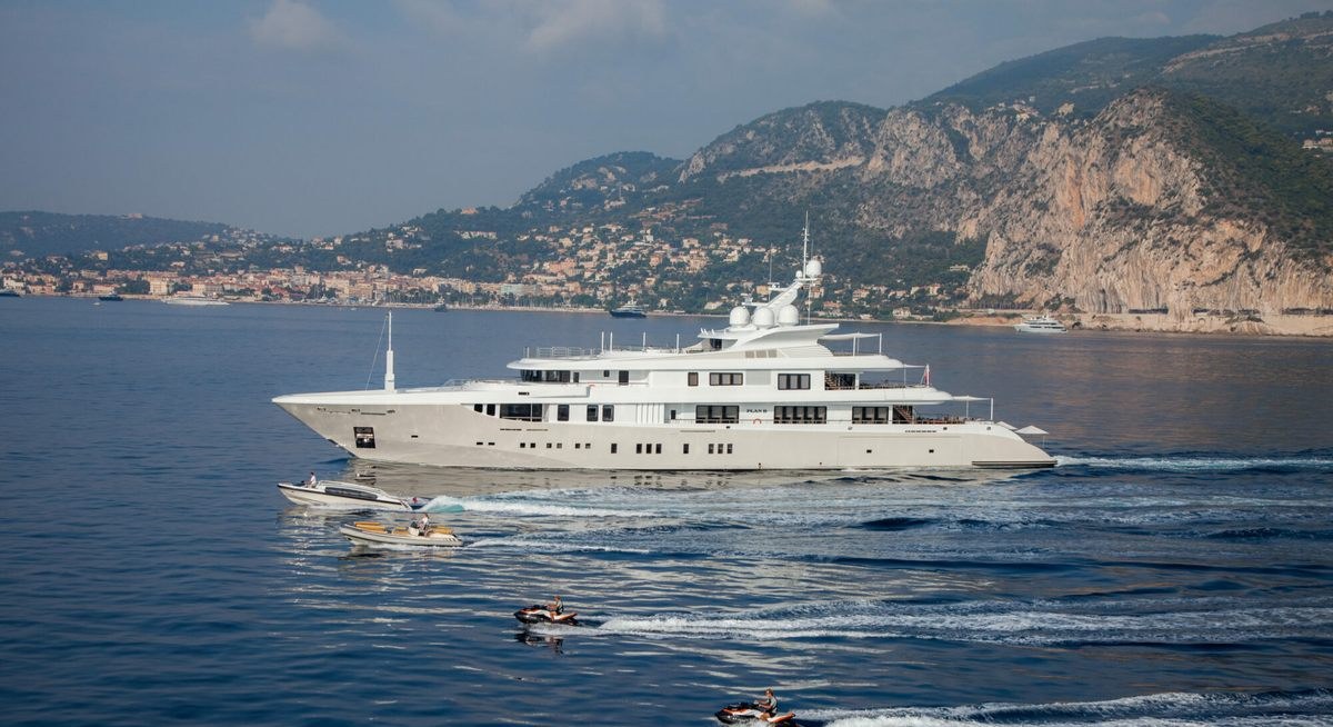 PLAN B YACHT CHARTER yacht charter