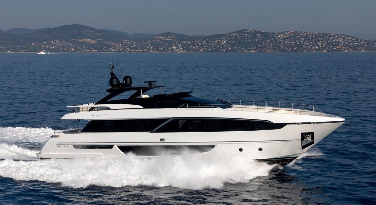 RAPH SEVEN II YACHT CHARTER yacht charter