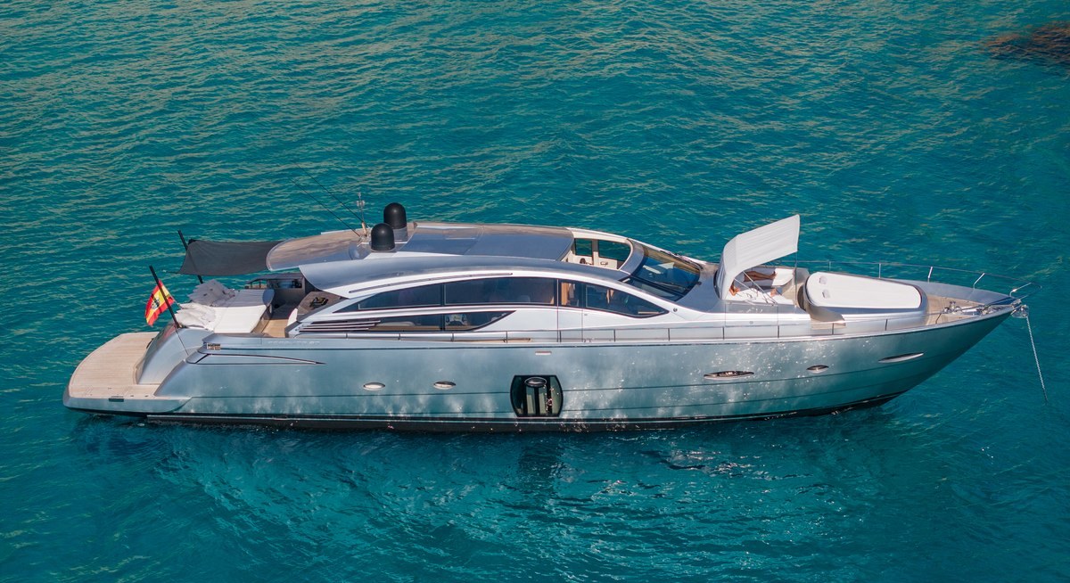 WAHOO YACHT CHARTER yacht charter